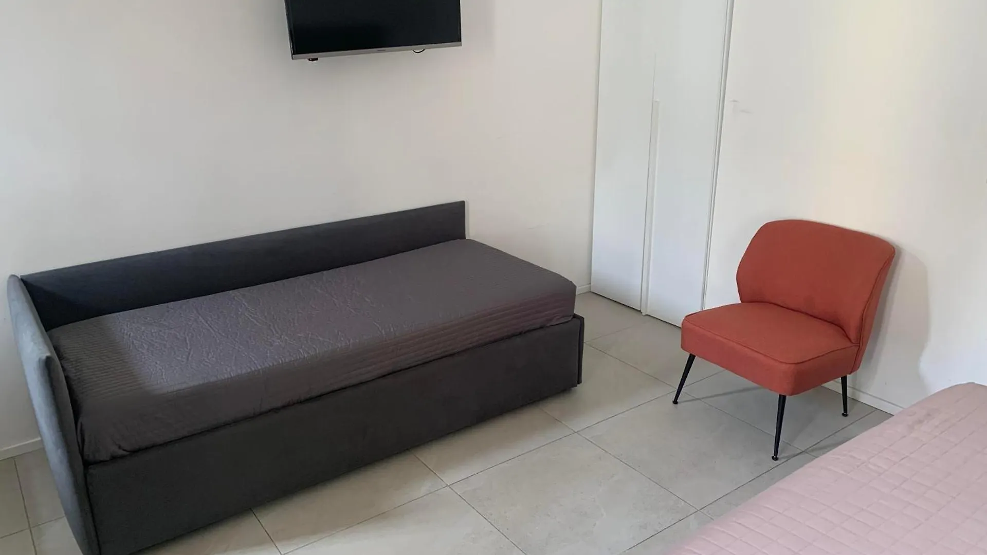 Harmony Navigli Apartment Milan 0*,  Italie